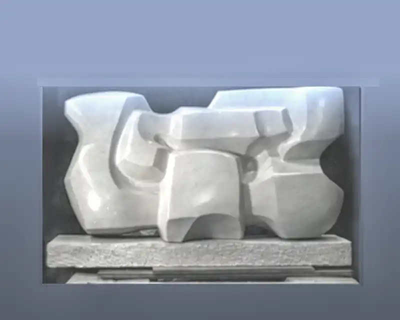 Structure